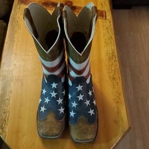 My son cowboy boots got he never wore!